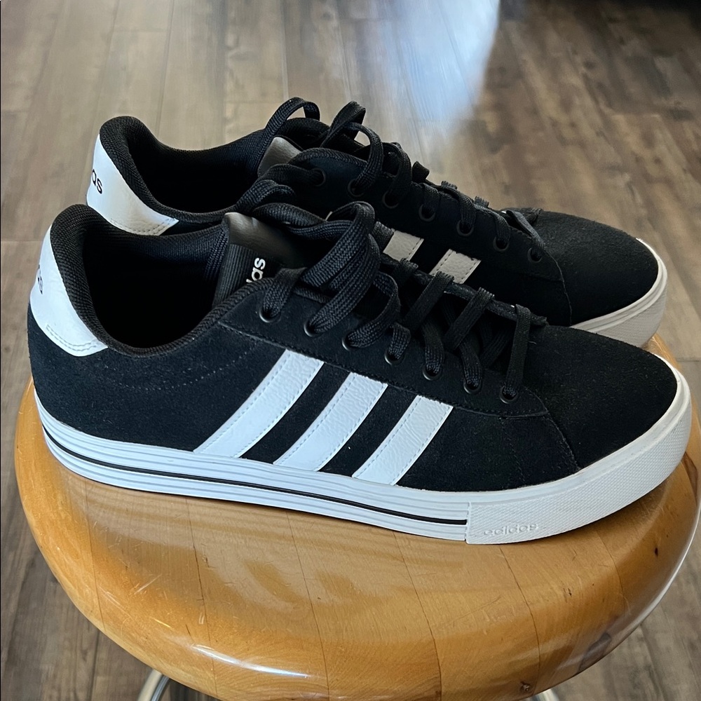Adidas Men's Classic Black and White Sneakers